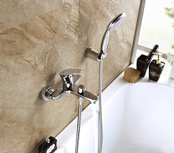 NERO Смеситель для ванны с коротким изливом, поворотный переключатель, латунь/хром