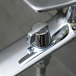 ORTUS Смеситель для ванны с коротким изливом, поворотный переключатель, латунь/хром, LM11314C