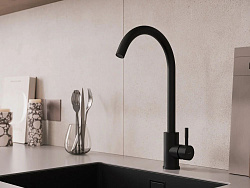 Смеситель для кухни COMO однорычажный черный